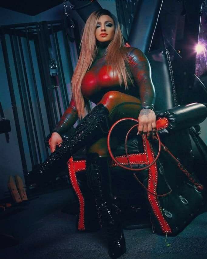 Mistress Dominique